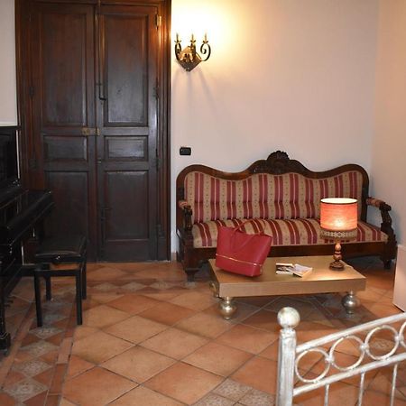 Bed and Breakfast Le Due Torri Filadelfia Esterno foto