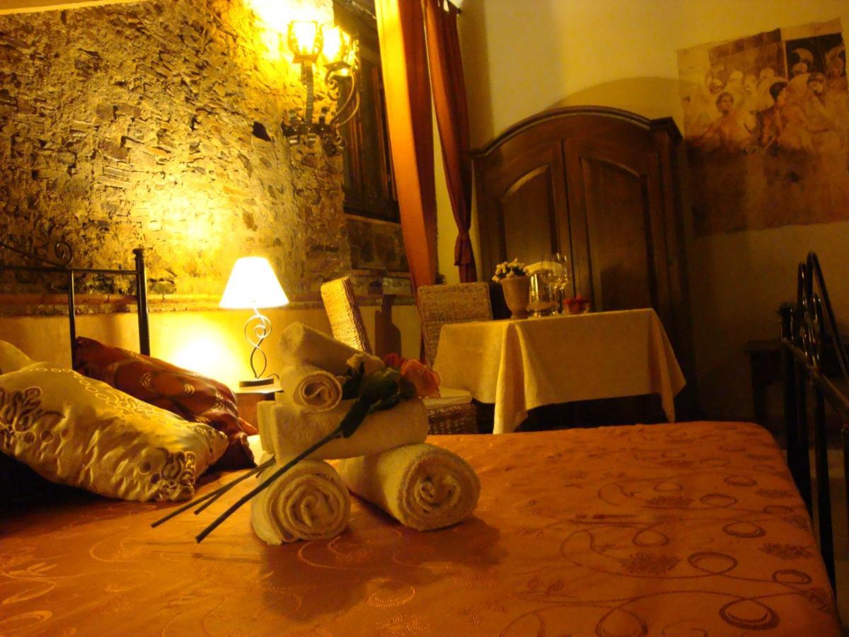 Bed and Breakfast Le Due Torri Filadelfia Esterno foto
