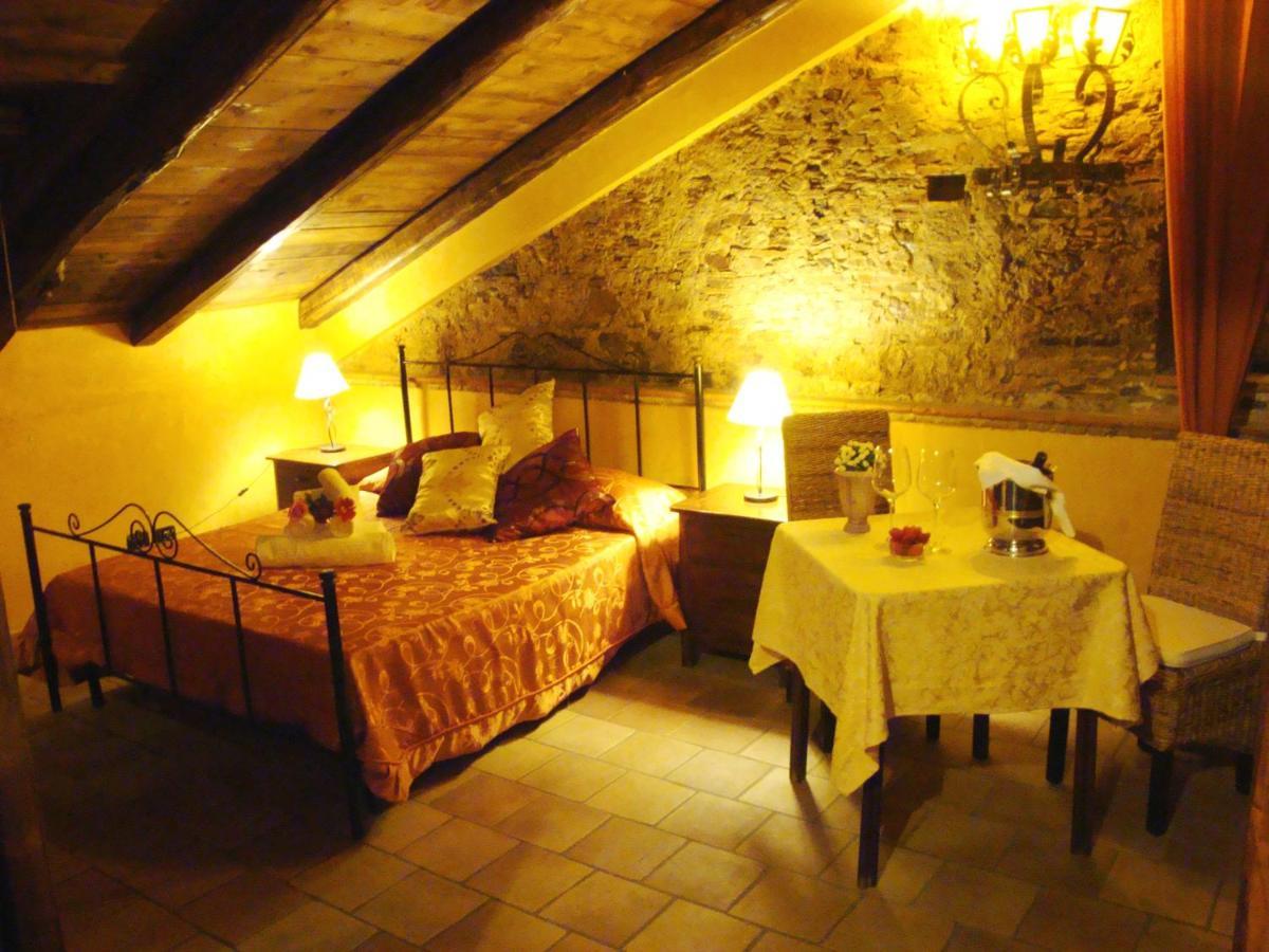 Bed and Breakfast Le Due Torri Filadelfia Esterno foto