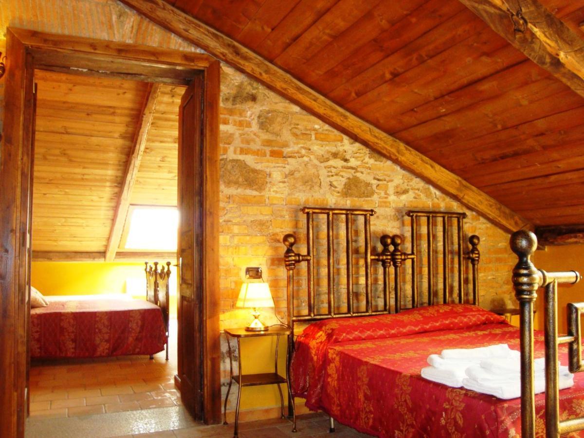 Bed and Breakfast Le Due Torri Filadelfia Esterno foto