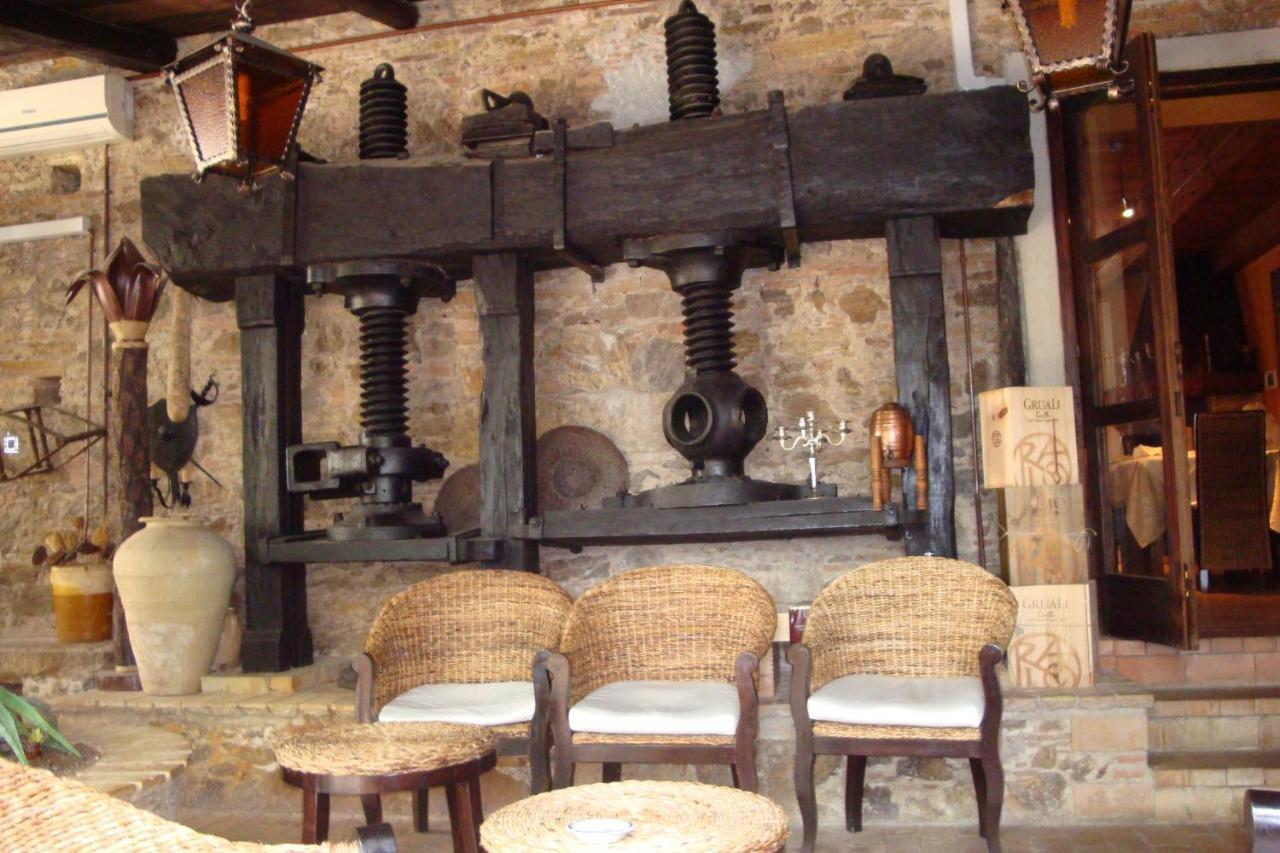 Bed and Breakfast Le Due Torri Filadelfia Esterno foto